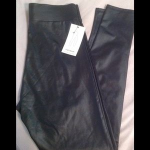 Zara Pants - NWT Zara Black Leggings Zara Pants - NWT Zara Black Leggings